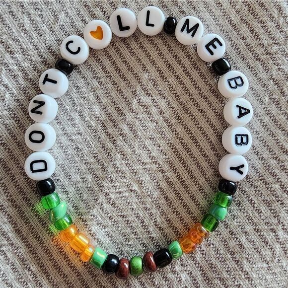 Custom Taylor Swift Friendship Bracelet - Picture 1 of 1